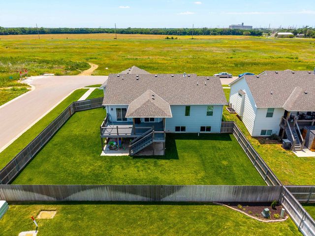 5104 W 46th St S, Wichita, KS 67215