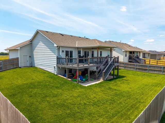 5104 W 46th St S, Wichita, KS 67215