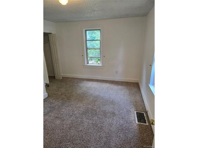 2350 Garland St, Lakewood, CO 80215