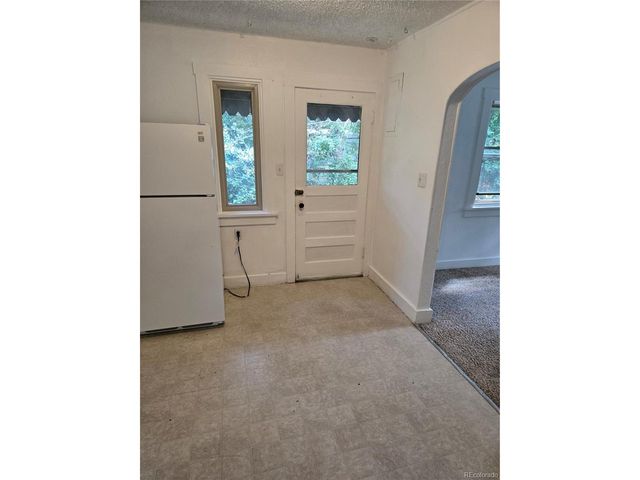 2350 Garland St, Lakewood, CO 80215