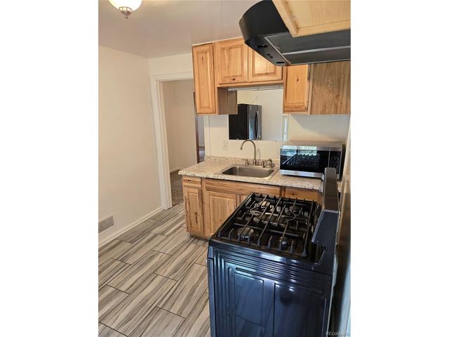 2350 Garland St, Lakewood, CO 80215