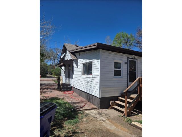 2350 Garland St, Lakewood, CO 80215