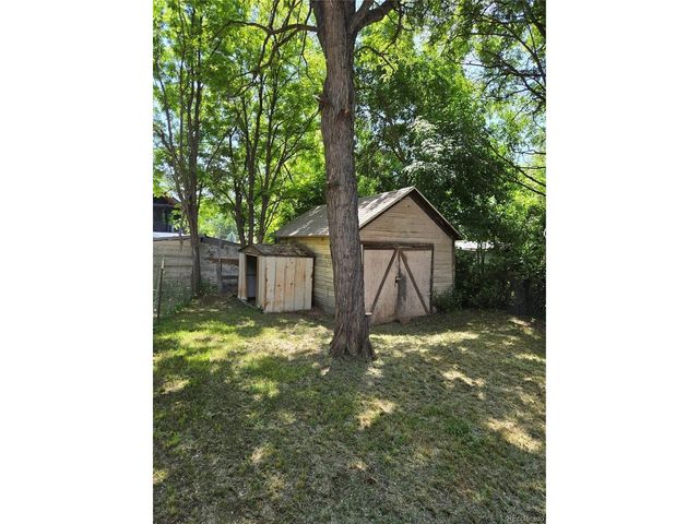 2350 Garland St, Lakewood, CO 80215