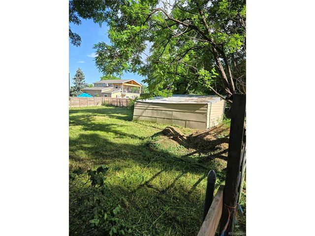 2350 Garland St, Lakewood, CO 80215