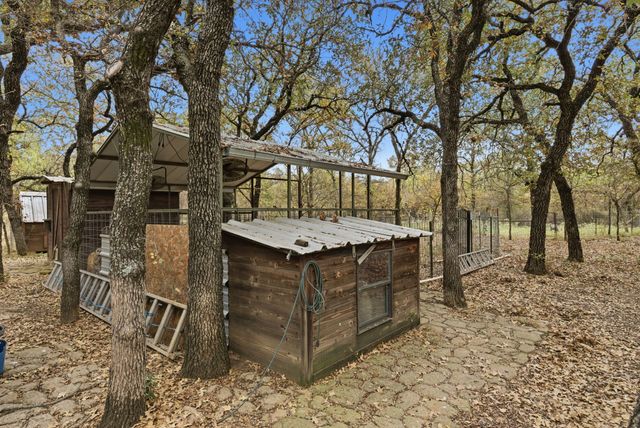 456 Prickly Pear Trail, Gordon, TX 76453