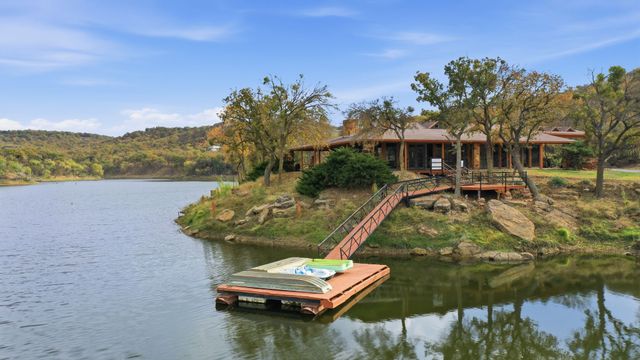 456 Prickly Pear Trail, Gordon, TX 76453