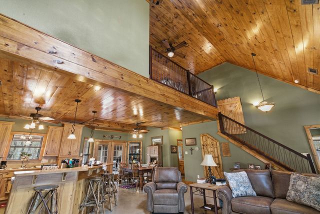 456 Prickly Pear Trail, Gordon, TX 76453