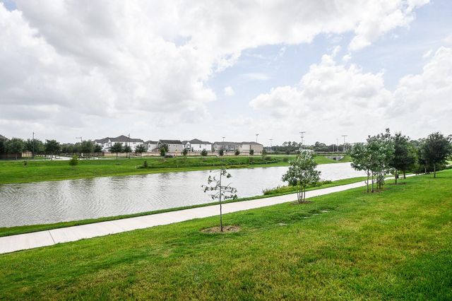 10047 Cloud Mist Drive, Houston, TX 77080