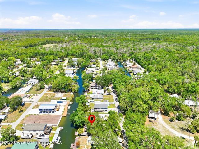 6169 Waverly Road, Weeki Wachee, FL 34607