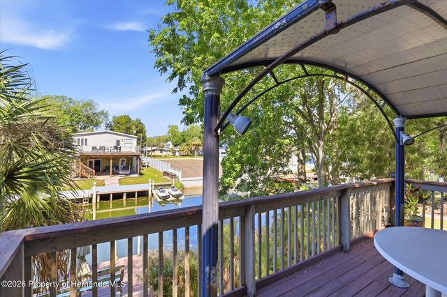 6169 Waverly Road, Weeki Wachee, FL 34607