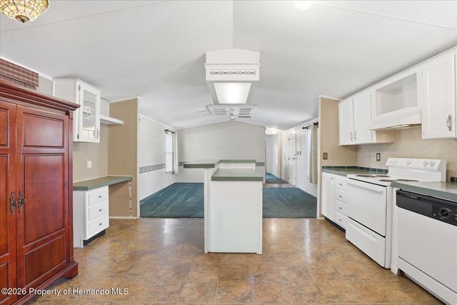 6169 Waverly Road, Weeki Wachee, FL 34607