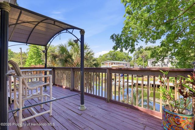 6169 Waverly Road, Weeki Wachee, FL 34607