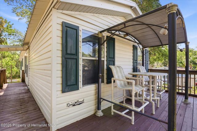 6169 Waverly Road, Weeki Wachee, FL 34607