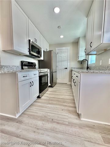 507 Washington Boulevard NE, Lake Placid, FL 33852