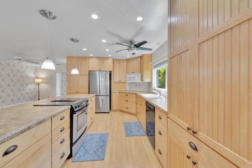 Image 11 of property listing at 9255 N Magnolia Ave Spc 235, Santee, CA 92071