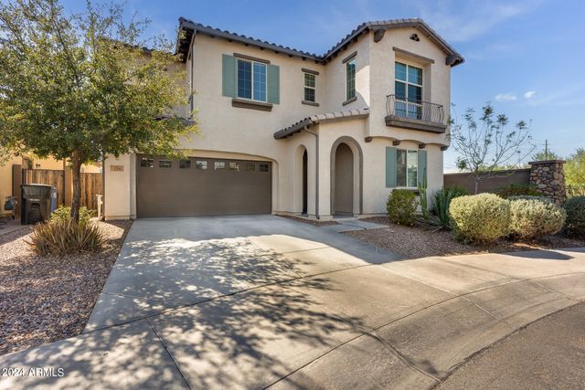 130 N BAY Drive, Gilbert, AZ 85233