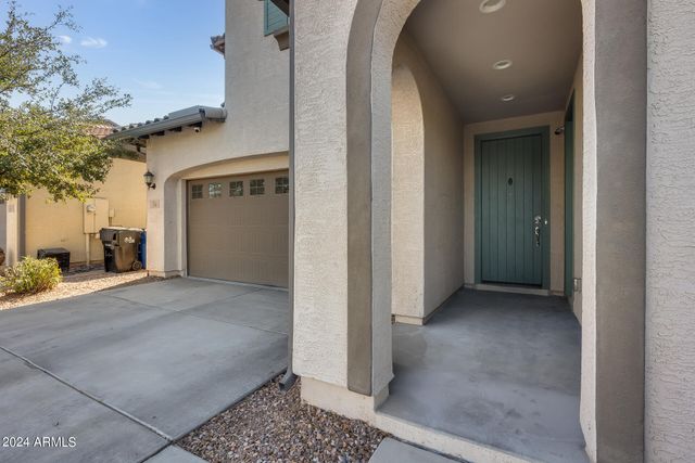 130 N BAY Drive, Gilbert, AZ 85233