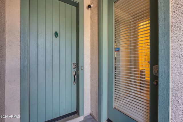 130 N BAY Drive, Gilbert, AZ 85233