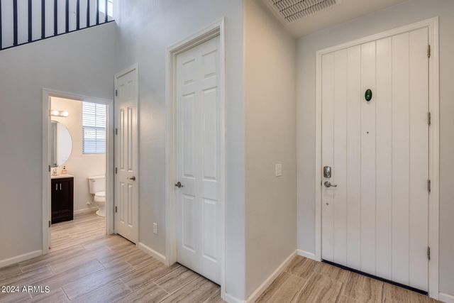 130 N BAY Drive, Gilbert, AZ 85233