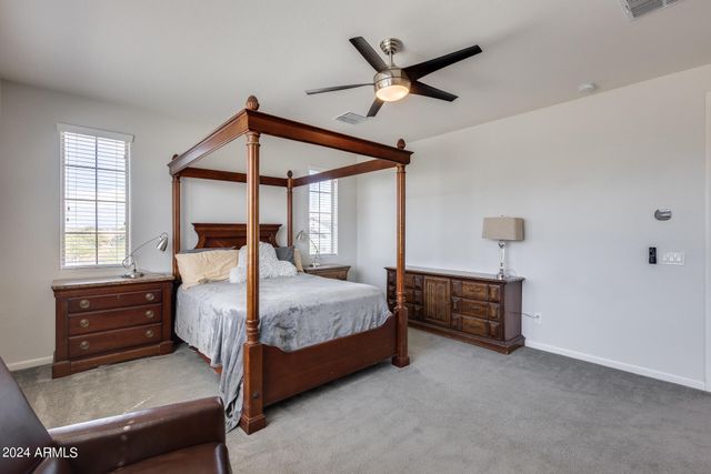 130 N BAY Drive, Gilbert, AZ 85233