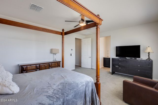 130 N BAY Drive, Gilbert, AZ 85233