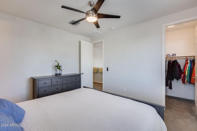 130 N BAY Drive, Gilbert, AZ 85233