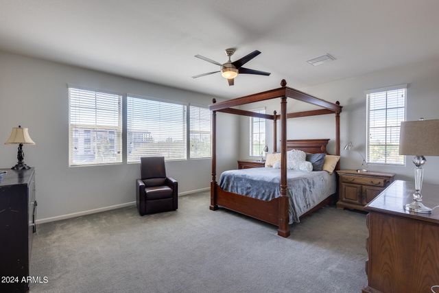 130 N BAY Drive, Gilbert, AZ 85233