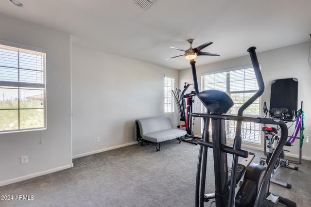 130 N BAY Drive, Gilbert, AZ 85233