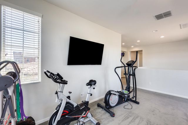 130 N BAY Drive, Gilbert, AZ 85233