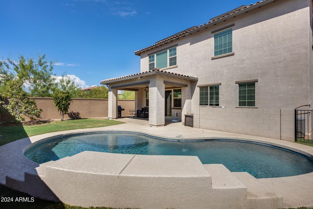 130 N BAY Drive, Gilbert, AZ 85233 — photo 2
