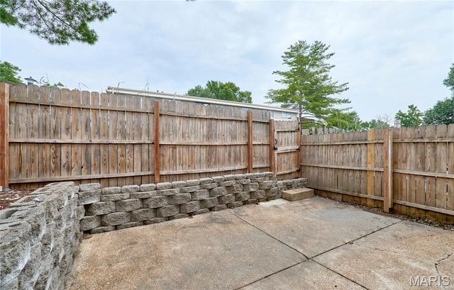 847 Wendevy Court, Ballwin, MO 63011
