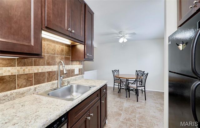 847 Wendevy Court, Ballwin, MO 63011