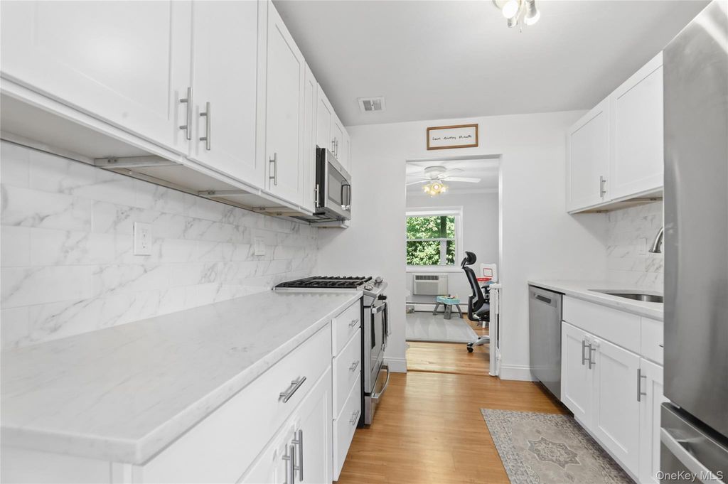 2 Church Lane I, Valley Cottage, NY 10989 — photo 4