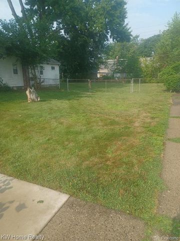00000 Hoover, Hazel Park, MI 48030