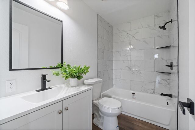 8356 Chamise, Clovis, CA 93619