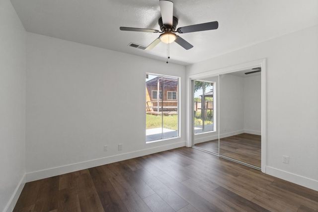 8356 Chamise, Clovis, CA 93619