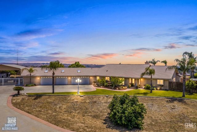5056 N Hills Drive, Bakersfield, CA 93308