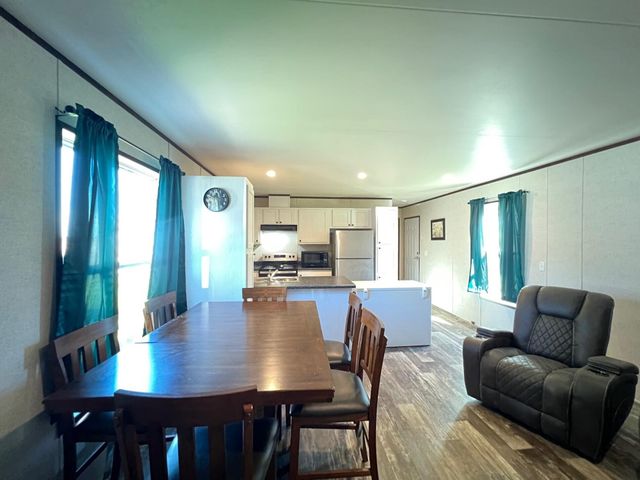 9768 Township Hwy 111, Upper Sandusky, OH 43351