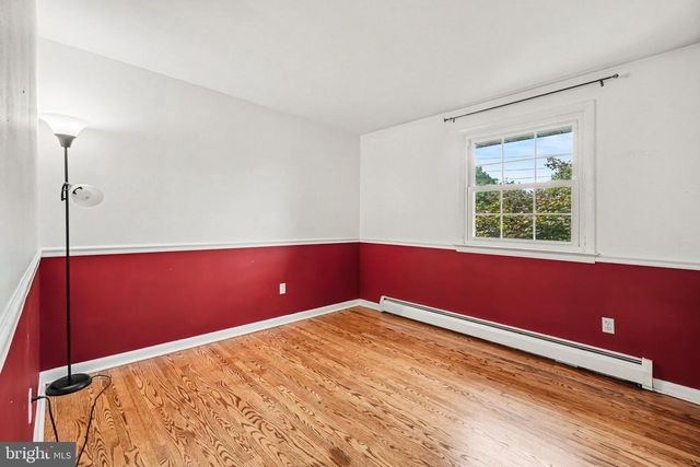 2 SYCAMORE LN, Palmyra, PA 17078