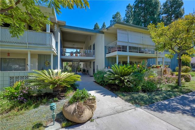 46 CALLE ARAGON T, Laguna Woods, CA 92637