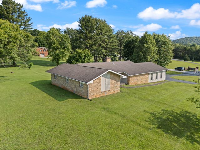 1605 Pumphouse Road, Somerset, KY 42503