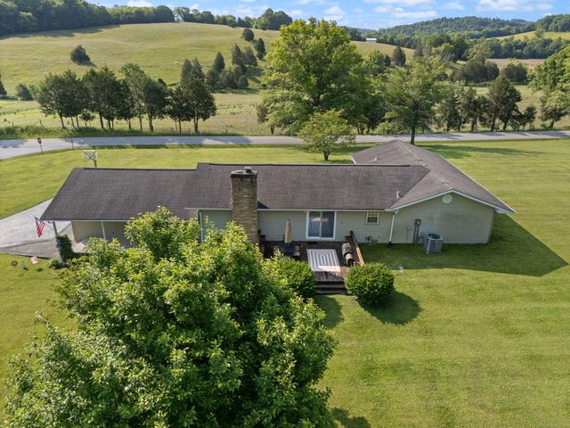 1605 Pumphouse Road, Somerset, KY 42503