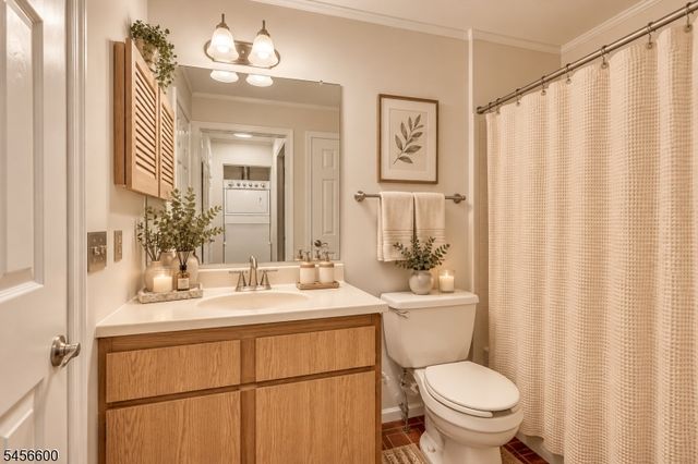 6 Norwich Pl, Franklin Twp., NJ 08873