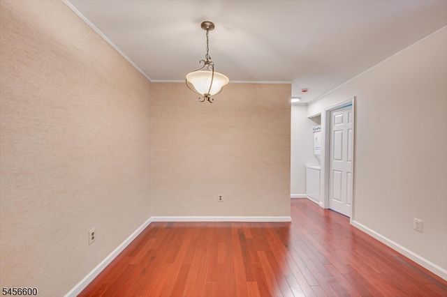 6 Norwich Pl, Franklin Twp., NJ 08873