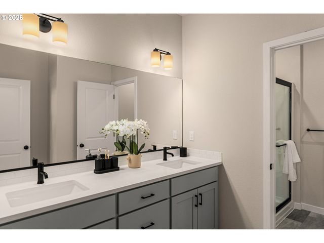 3429 Se EVERWOOD Ln, Hillsboro, OR 97123