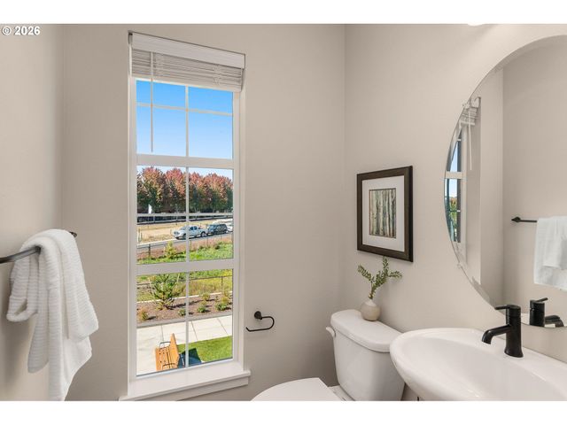 3429 Se EVERWOOD Ln, Hillsboro, OR 97123