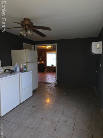 1103 S Townline Road, Sandusky, MI 48471