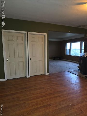 1103 S Townline Road, Sandusky, MI 48471