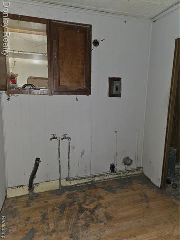 1103 S Townline Road, Sandusky, MI 48471