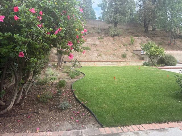 17069 Gledhill Street, Northridge, CA 91325